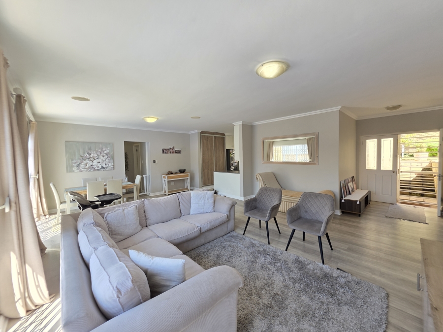 3 Bedroom Property for Sale in Vincent Eastern Cape